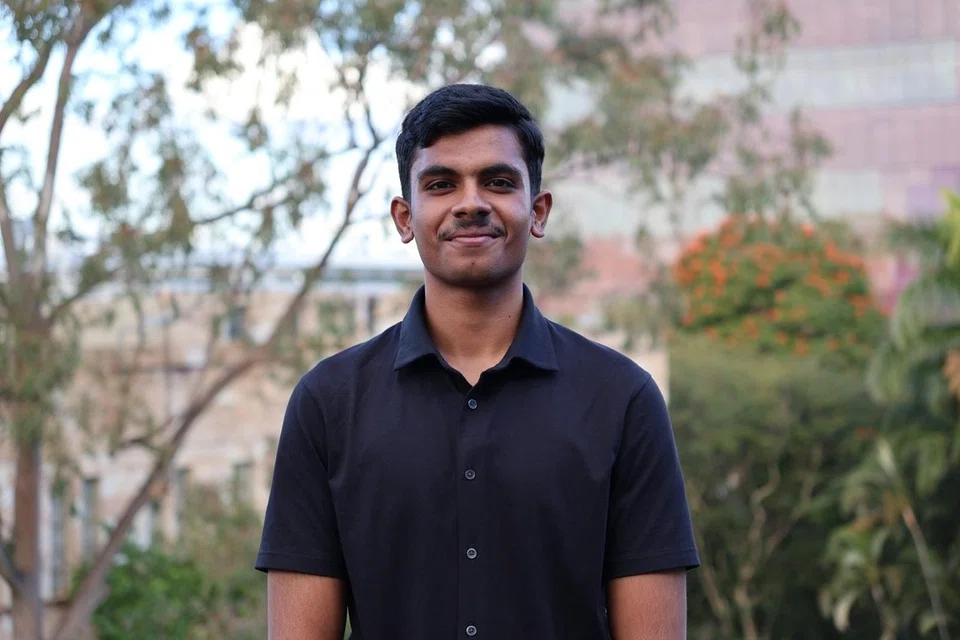 அறிவியல், தொழில்நுட்ப, ஆய்வு அமைப்பின் தேசிய அறிவியல் உபகாரச் சம்பளத்தைத் (இளங்கலை-முனைவர் பட்டம்) திரு சேது அனந்தகிருஷ்ணன் சஞ்சித் இவ்வாண்டு பெற்றுள்ளார்.