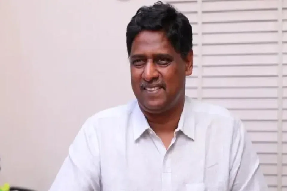 திமுக நாடாளுமன்ற உறுப்பினரும் வழக்கறிஞருமான என்.ஆர்.இளங்கோ.