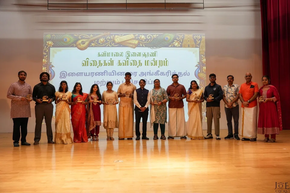மாணவர்கள், கலைஞர்கள், போட்டி வெற்றியாளர்களுக்குச் சான்றிதழ்களும் பரிசுகளும் வழங்கப்பட்டன.