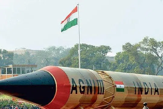 அக்னி-3 ஏவுகணைச் சோதனை வெற்றி