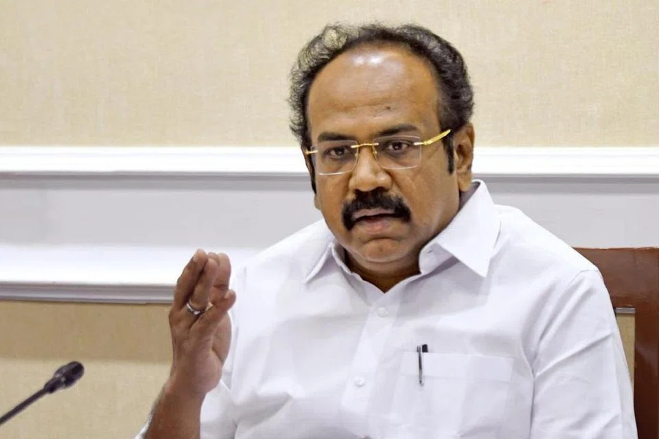 மகளிர் உரிமைத் தொகையை வங்கிகள் பிடித்தம் செய்யக்கூடாது என்று அறிவுறுத்தப்பட்டுள்ளதாகத் தமிழக நிதியமைச்சர் தங்கம் தென்னரசு தெரிவித்துள்ளார்.