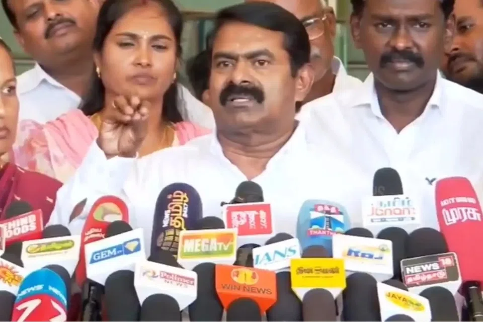 மருதுபாண்டியர்களின் 224ஆவது குருபூசை விழாவையொட்டி  மருது சகோதரர்கள் சிலைக்கு மாலை அணிவித்து மரியாதை செலுத்திய சீமான், பின்னர் செய்தியாளர்களிடம் பேசினார்.
