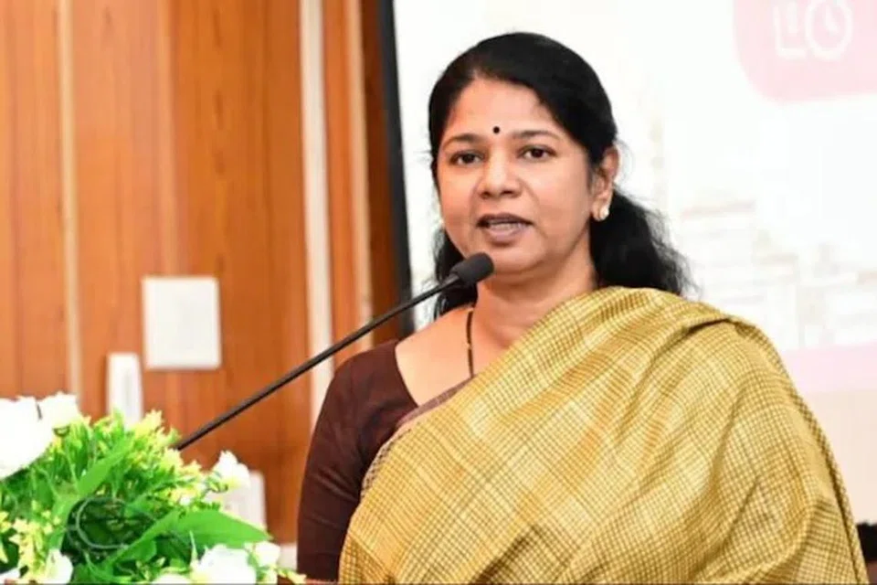 கனிமொழி.