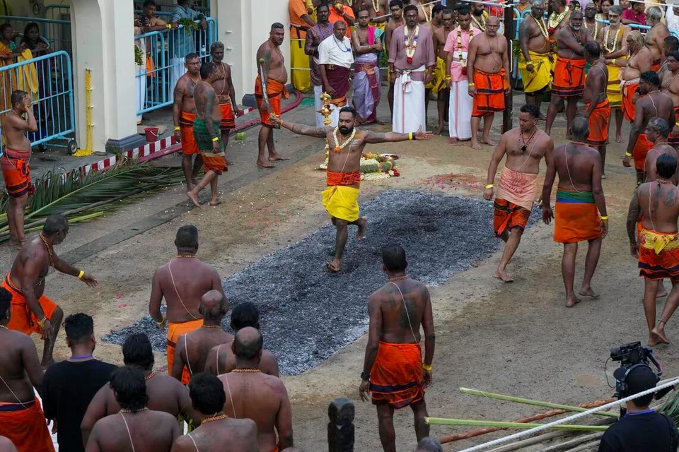 மூன்று மாதகாலத் தீமிதித் திருவிழா ஆகஸ்ட் 17ஆம் தேதி கொடியேற்றத்துடன் தொடங்கவுள்ளது.