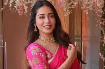 நிவேதா பெத்துராஜ்.