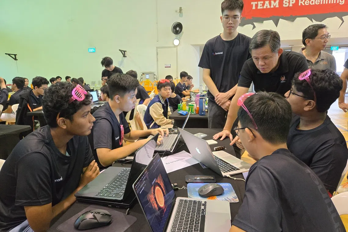 ‘சென்டினல்’ சவால்: இணையப் பாதுகாப்புச் சவாலில் பங்கேற்ற உயர்நிலை மாணவர்கள்