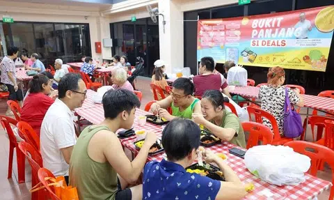 $1 set meals, vegetable packs and eggs in year-long deals for Bukit Panjang residents