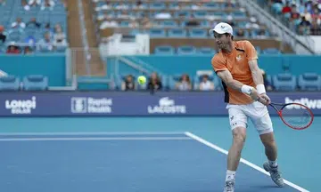 Murray beats ailing Berrettini to reach Miami second round