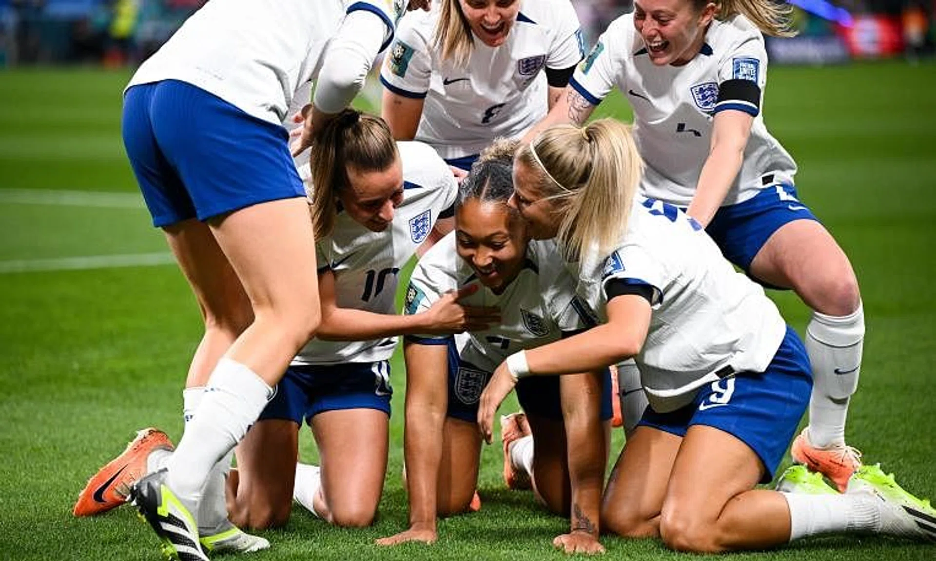 Lauren James of England celebrates with teammates after scoring a goal in the 1-0 win over Denmark.