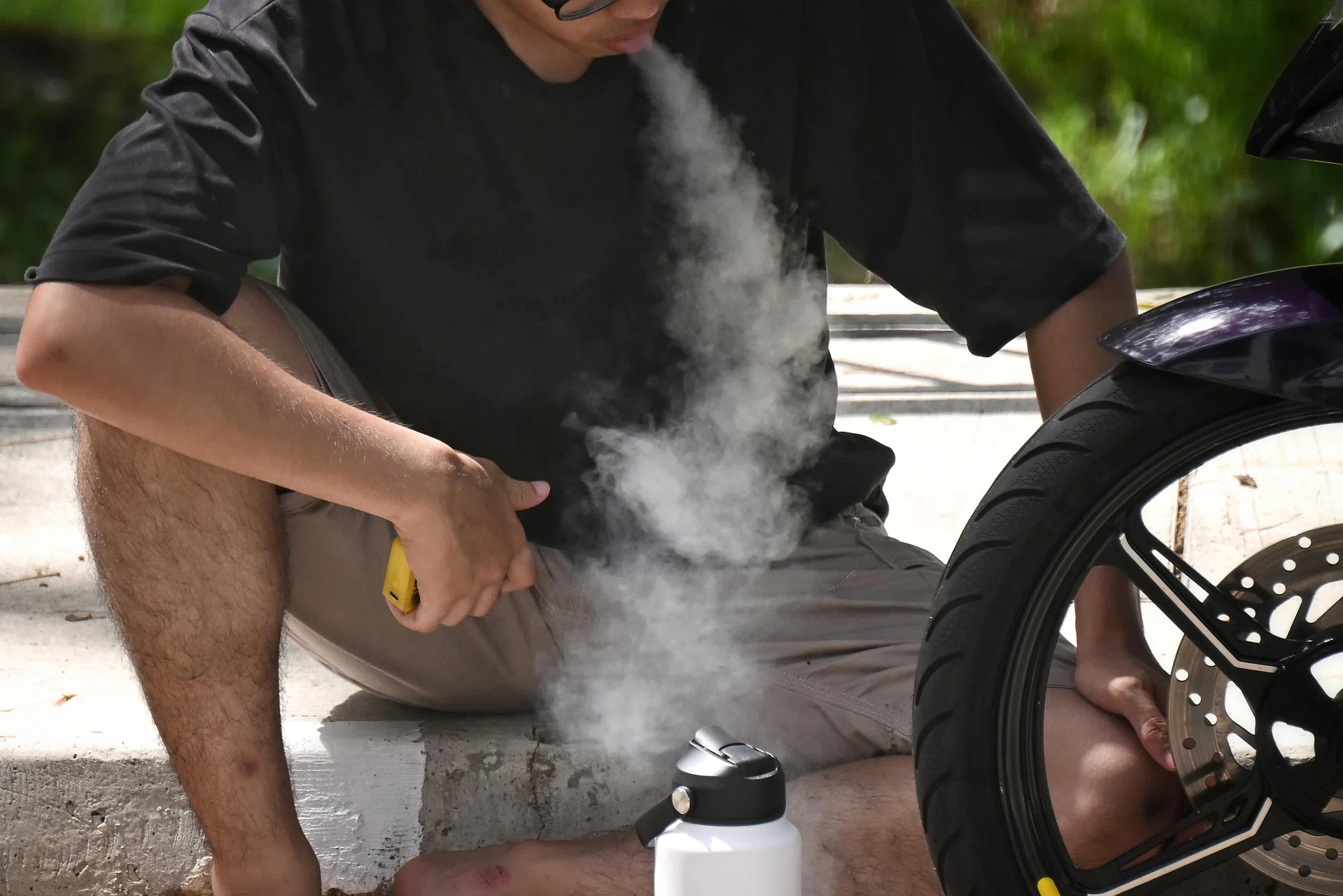 Even though Singapore has banned the use of alternative nicotine products, it is still prevalent among people aged 21 to 29.