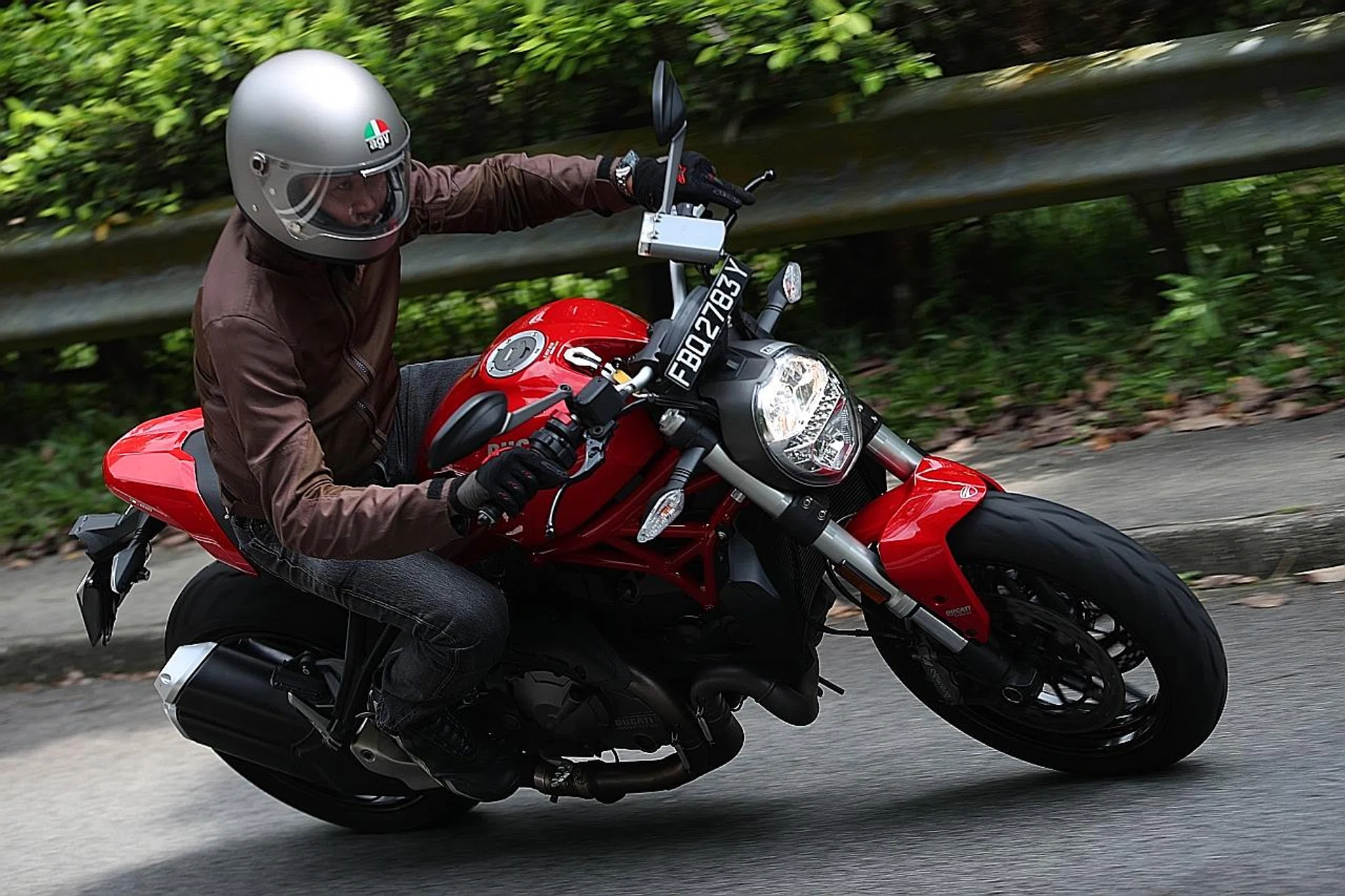 Biker Boy Zaihan Mohamed Yusof taking the 2020 Ducati Monster 821 for a ride. The design of the Monster is kept simple. 