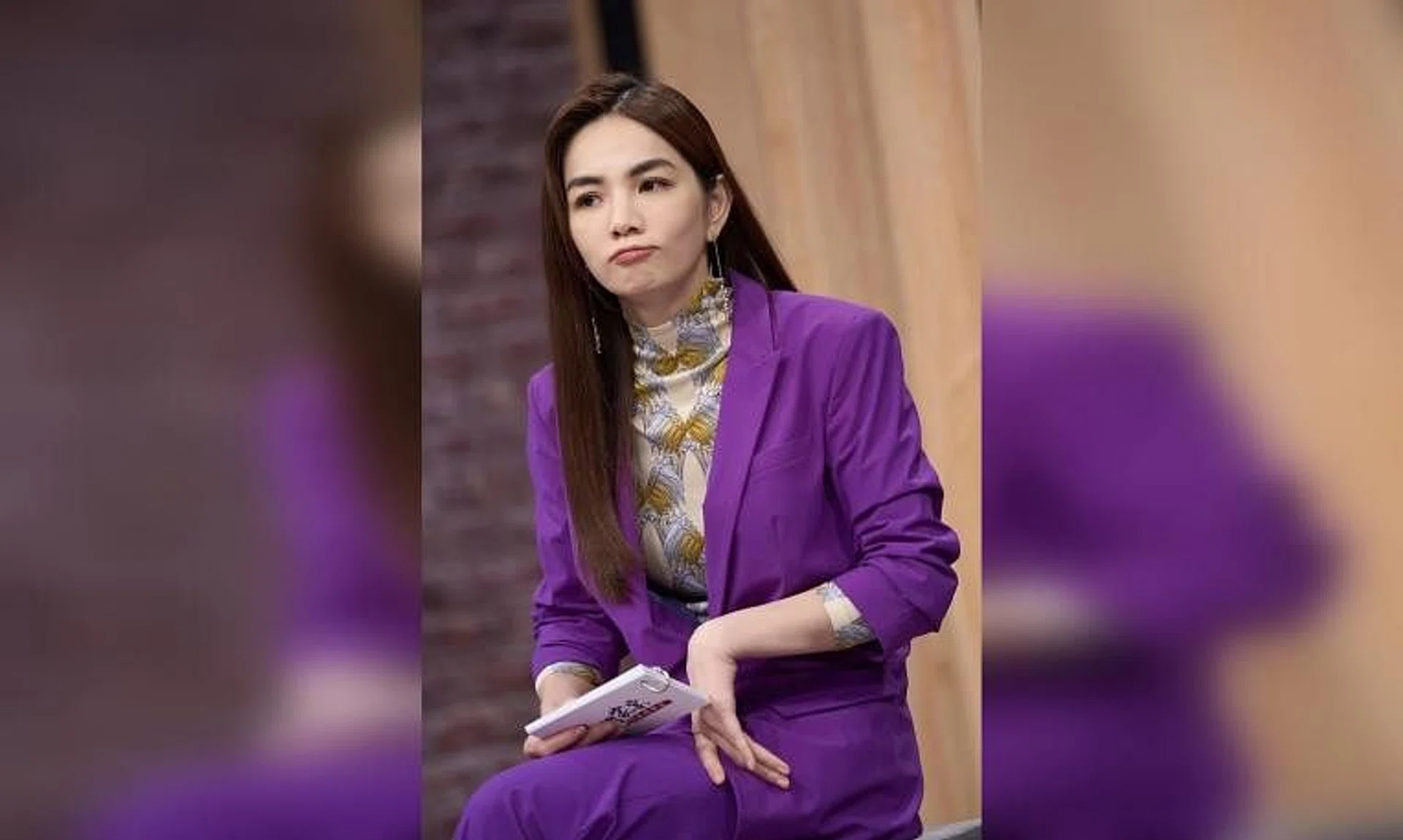 Taiwanese star Ella Chen said that the perpetrator was the son of her father’s friend and also a neighbour.