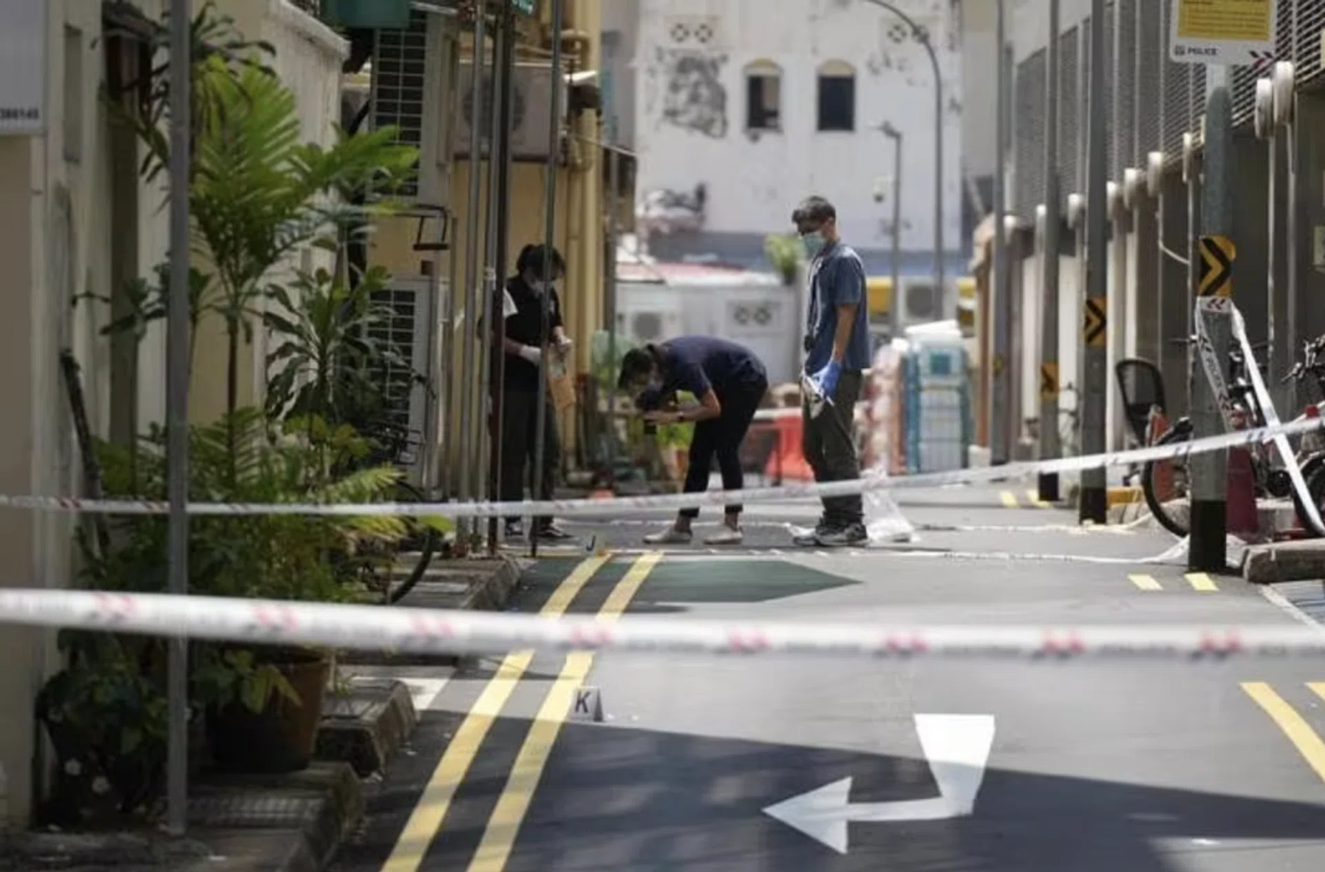 A fight allegedly broke out at a coffeeshop near Little India in the early hours of Sept 22.