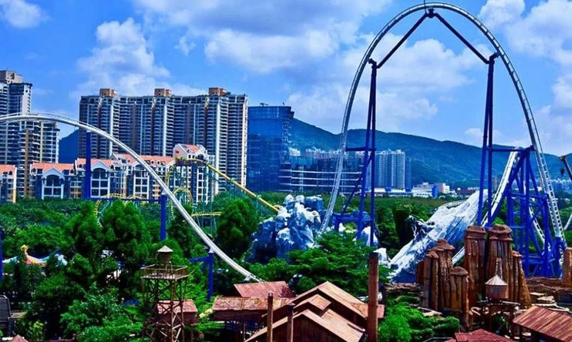 The incident happened on the "Snowy Eagle" which costs about 200 million yuan (S$37.4 million) to built.