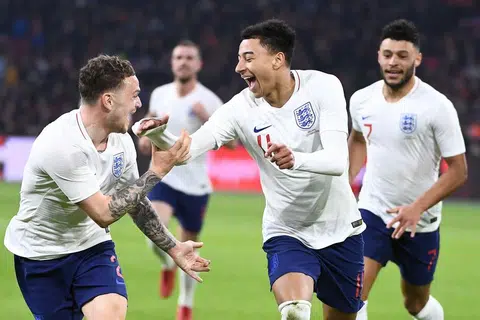 Lingard scores as England pip Holland