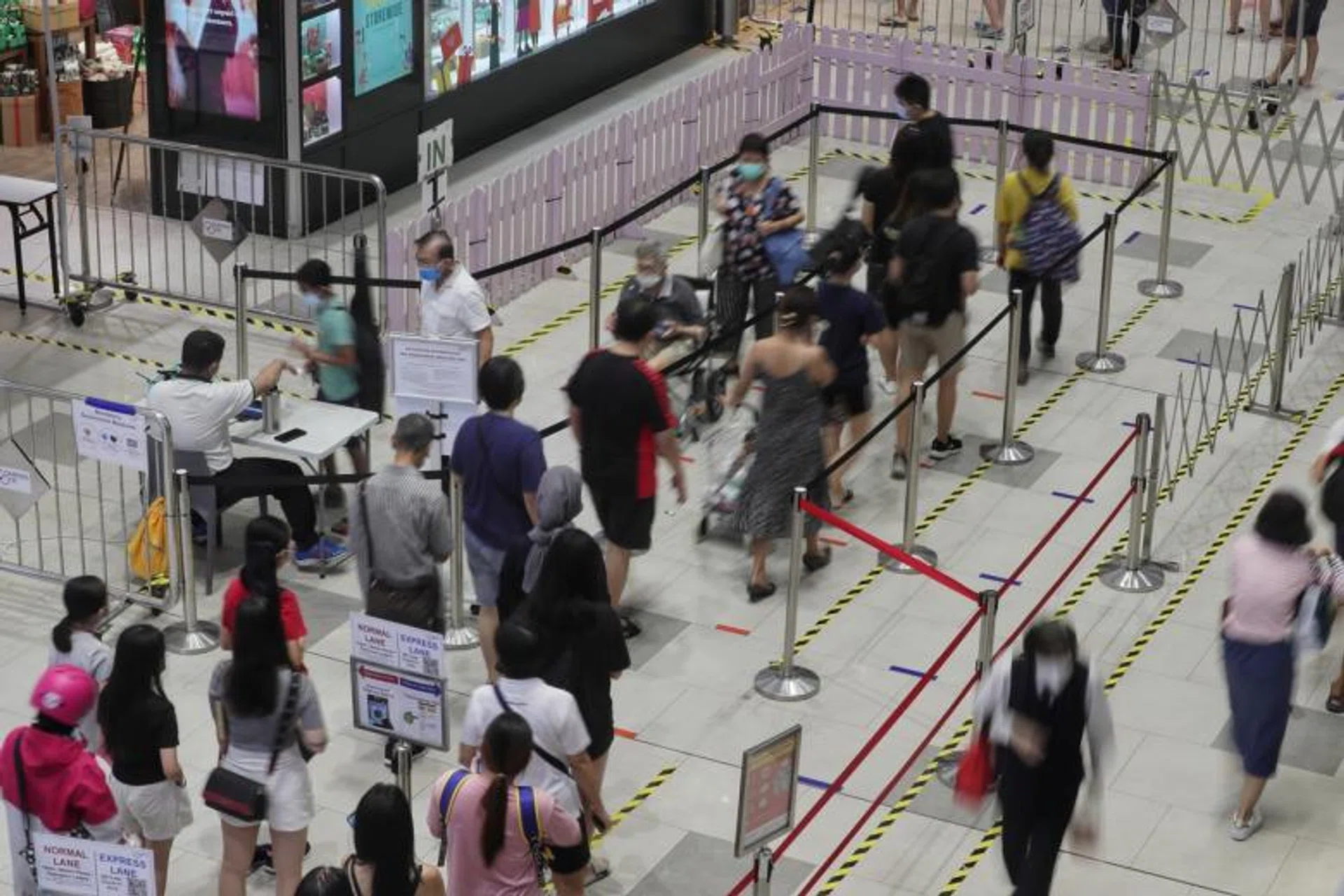 The past month of containing Omicron allowed Singapore to roll out the boosters to more people and plan on expanding its ICU capacity.