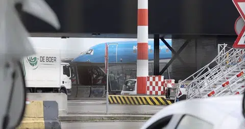 Person 'falls' into running engine of KLM flight in Amsterdam