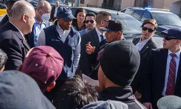 New York mayor says 'no room' in his city for migrants