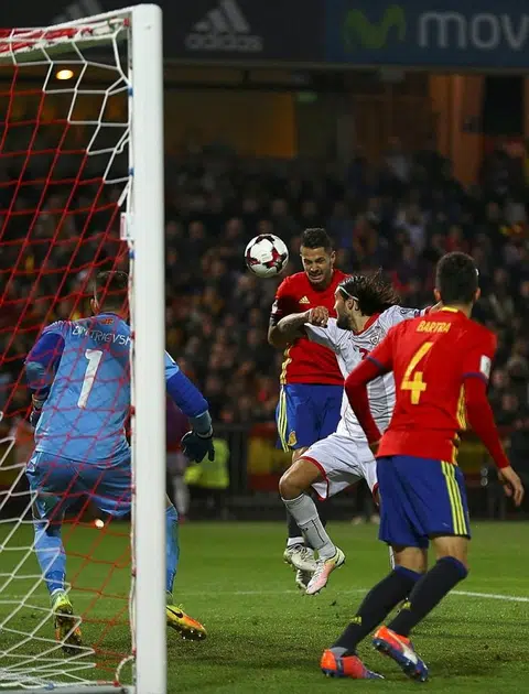 Wide scoreline masks Spain's shortcomings