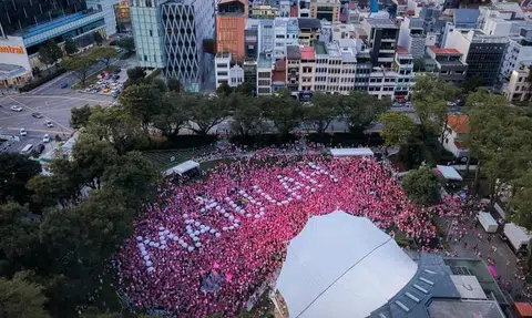 Pink Dot SG returns to Hong Lim Park after two years of virtual rallies