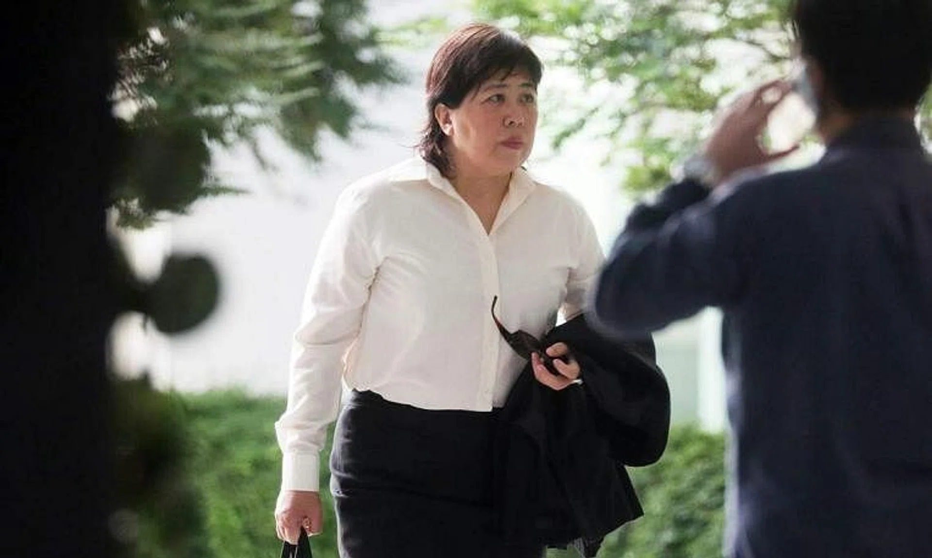 Phoon Chiu Yoke arriving at the State Courts on May 24, 2023.