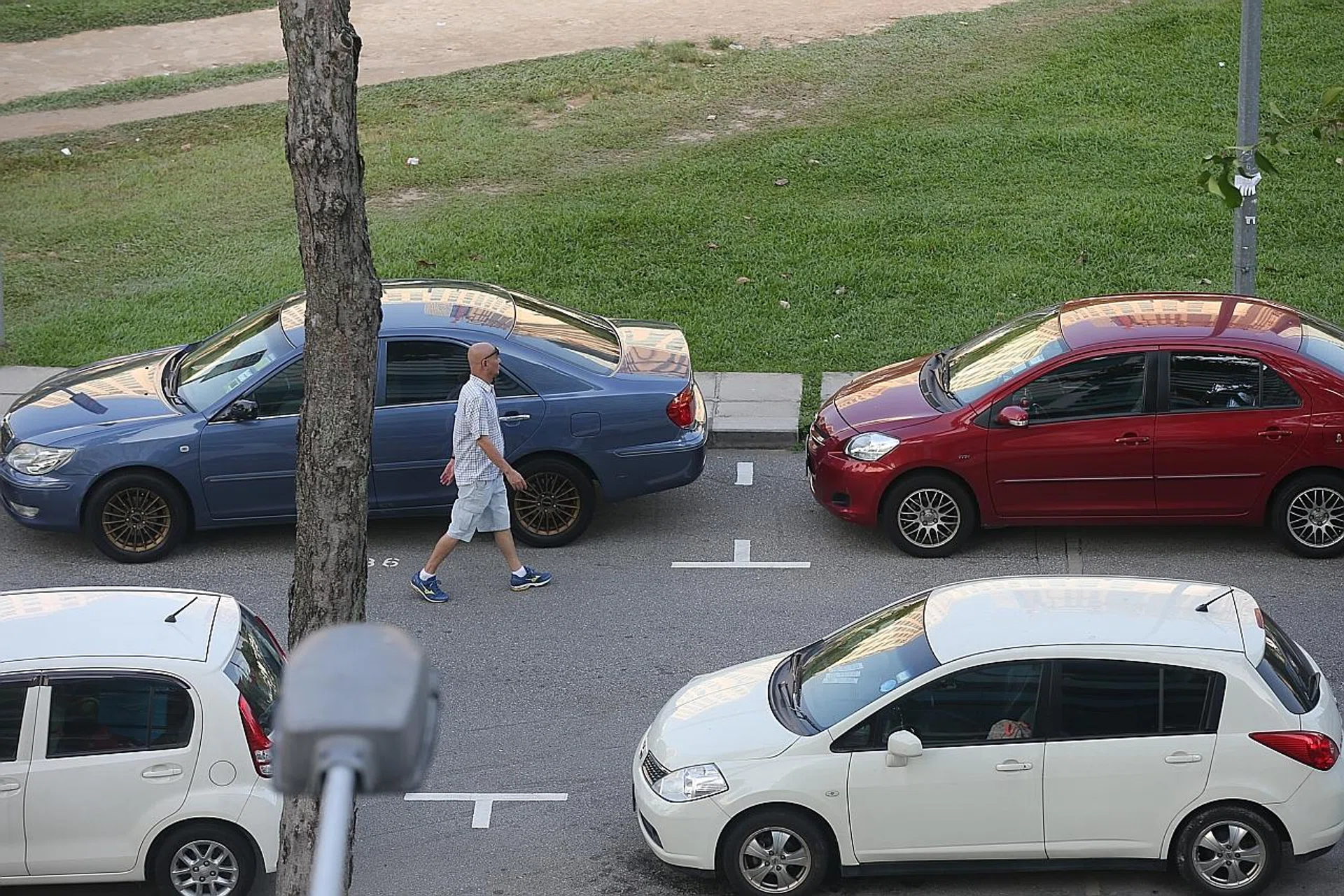 The parking locator service will be on trial for six months. 