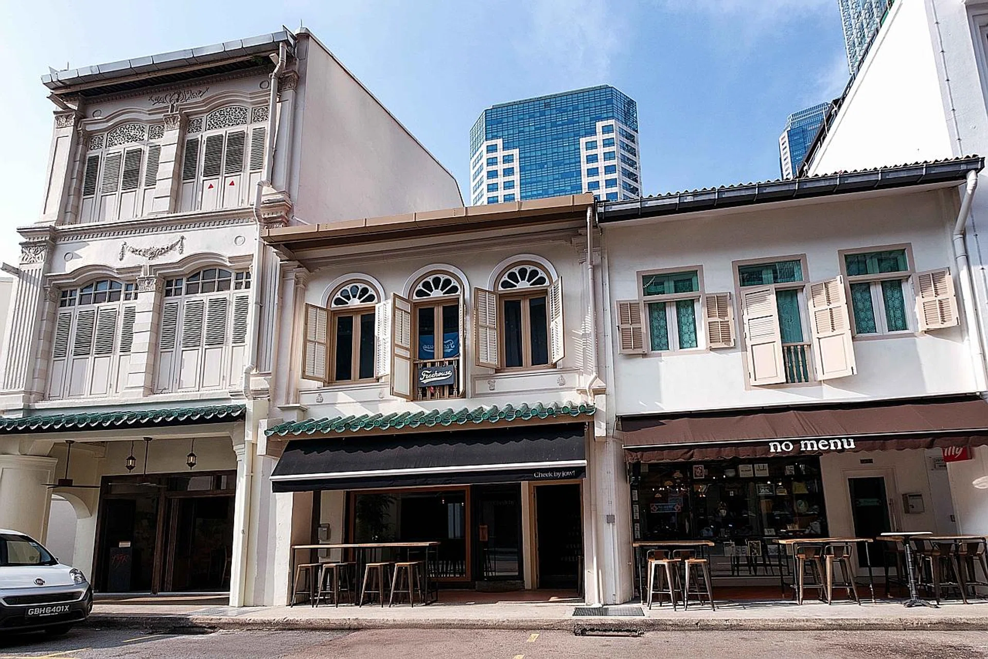 Located in the Telok Ayer Conservation Area, the shophouse has permanent food and beverage (F&B) approvals granted for both floors, and houses the one-Michelin-starred restaurant Cheek by Jowl. 