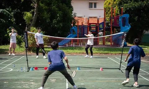 Loh Kean Yew and his brother Kean Hean are a smash hit at a children's home