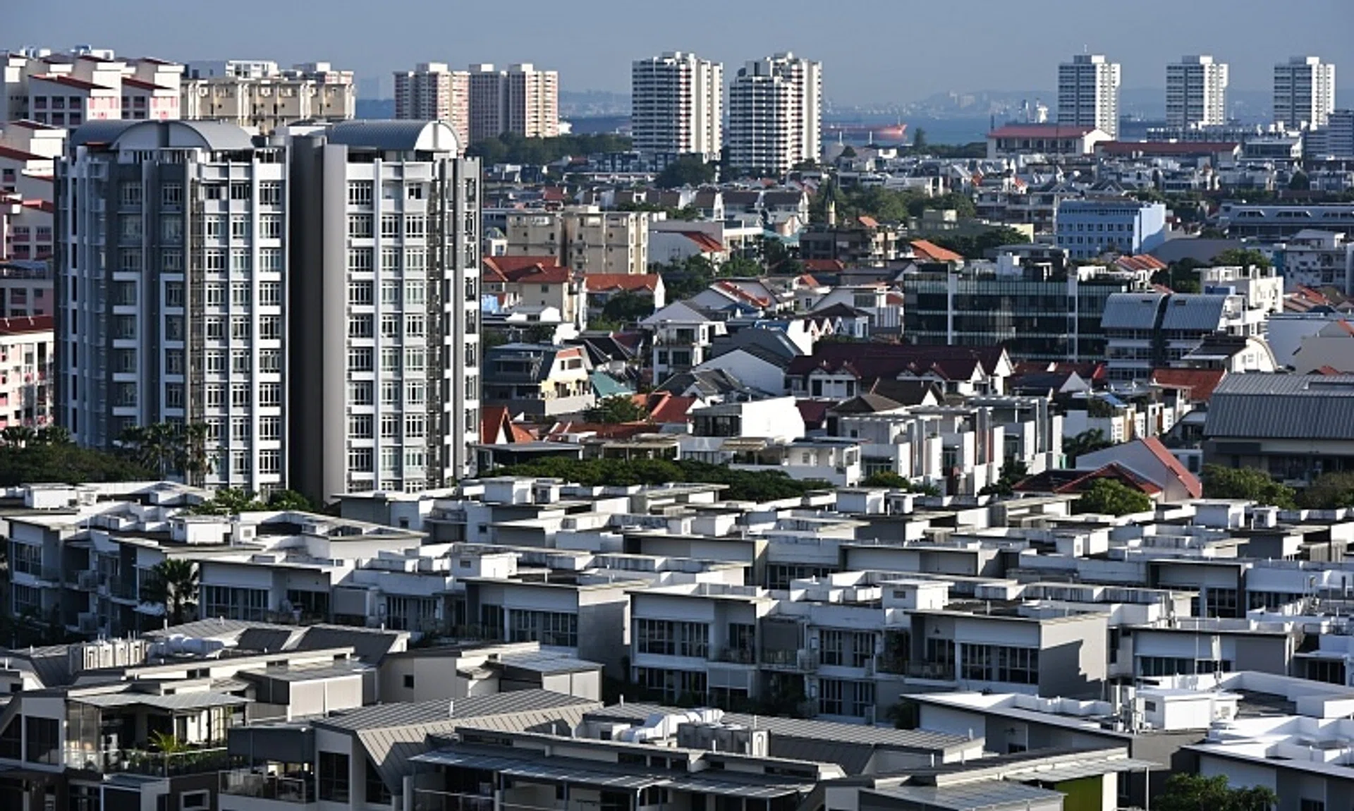 Private housing supply has steadily increased, with inventory rising from 16,100 units at the end of 2021 to around 21,000 units by November 2024.