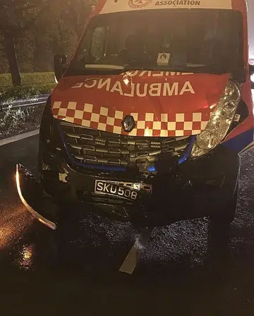 Ambulance taking teen to hospital collides with van on PIE.