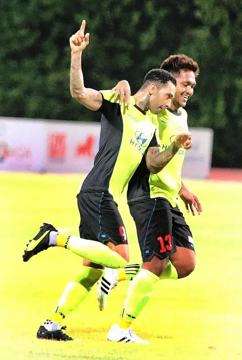 Tampines held but Pennant shines with free-kick stunner