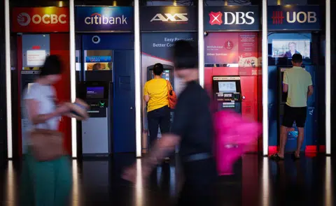High-interest bank account is top investment choice for the young: Poll
