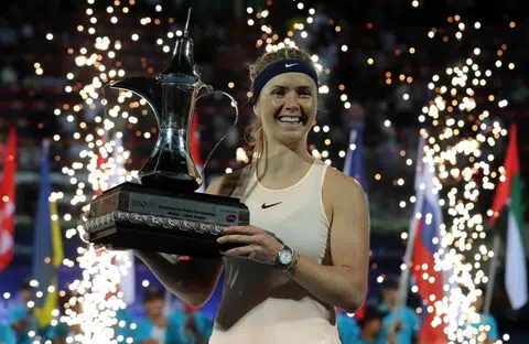 Svitolina downs Kasatkina to retain title