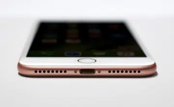 Singapore Twitter users react to the iPhone 7 unveil
