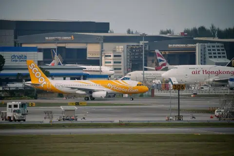 Scoot investigating baggage touting syndicate at Changi Airport