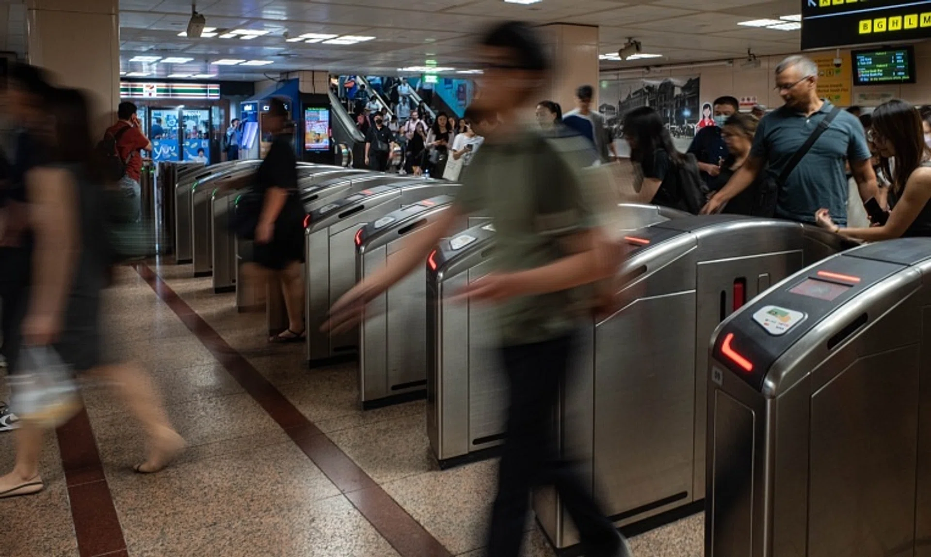 Singapore residents make 1.7 million municipal complaints every year.