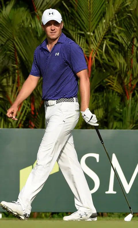 Spieth stalks the leaders at Singapore Open