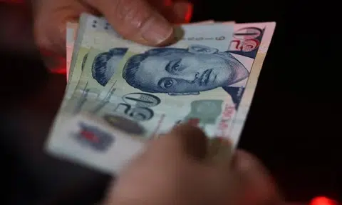 Reports filed against private-hire driver for $160k unpaid loans