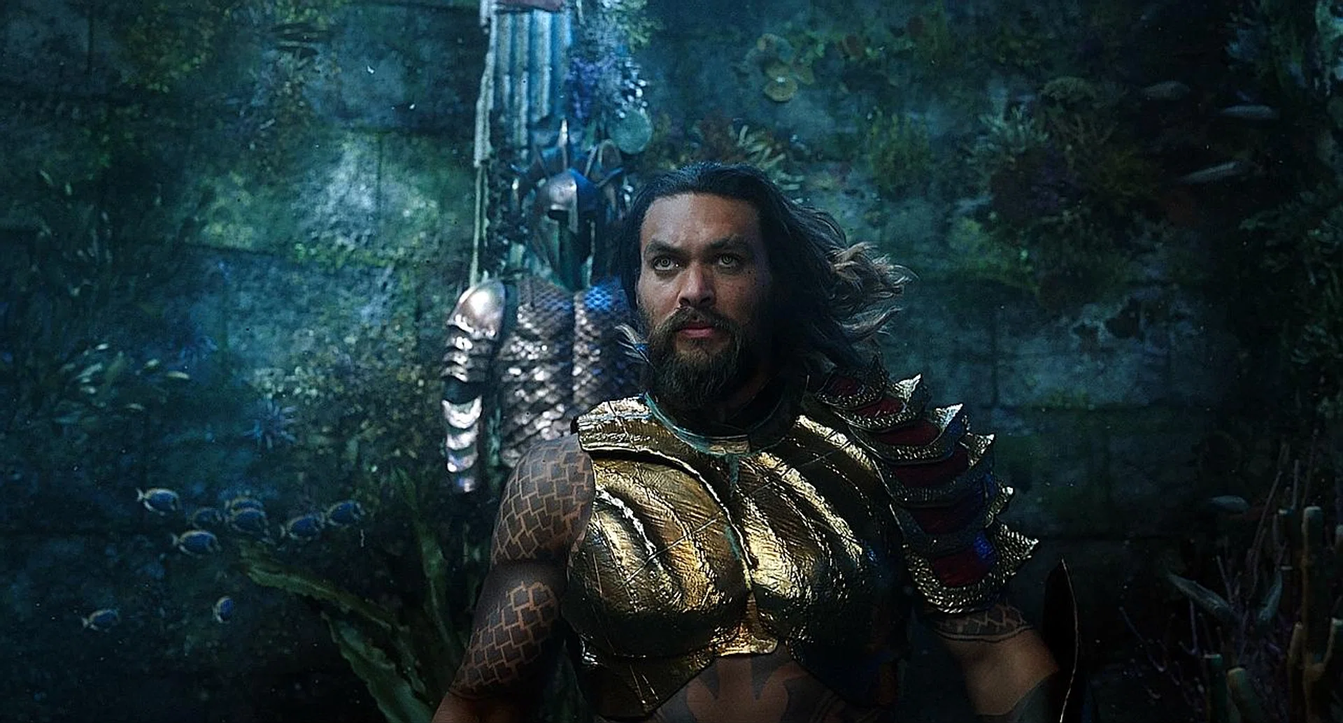 Aquaman stars Jason Momoa as the half-human and half-Atlantean hero who struggles against evil forces to gain control of the trident of Atlan. 