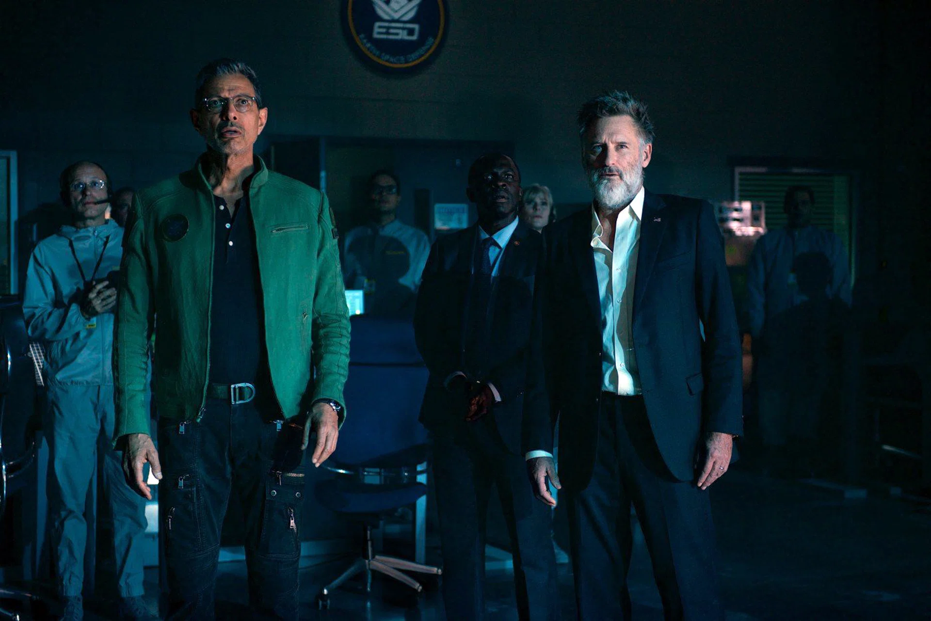 Jeff Goldblum (L) and Bill Pullman (R) in Independence Day: Resurgence