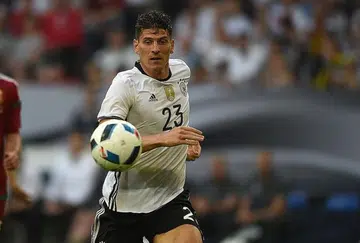 Germany should dispense with false No. 9, says Andrew Warshaw
