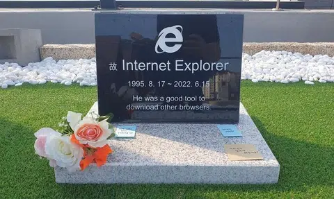 Internet Explorer gravestone goes viral in South Korea