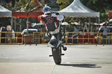 Right gear, right habits, stay safe