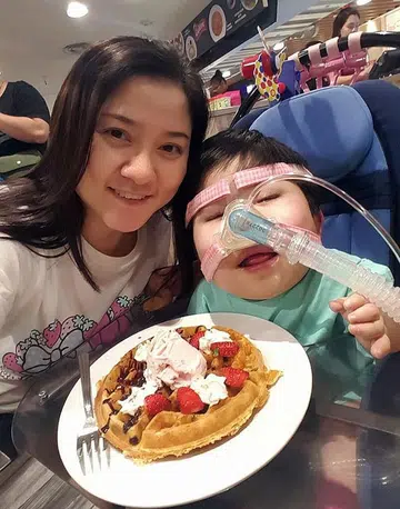 Volunteer who cooked for Pei Shan: It was my way of comforting her