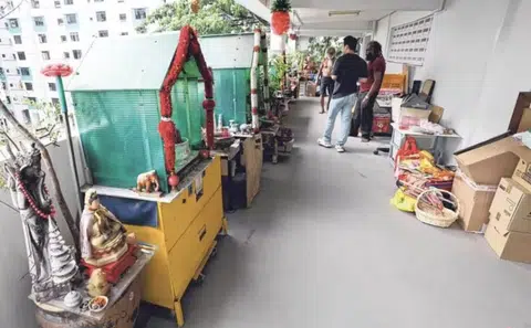 Man clears corridor of 60 idols, says nobody complains