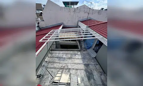 Court orders shophouse owner to remove mezzanine floor