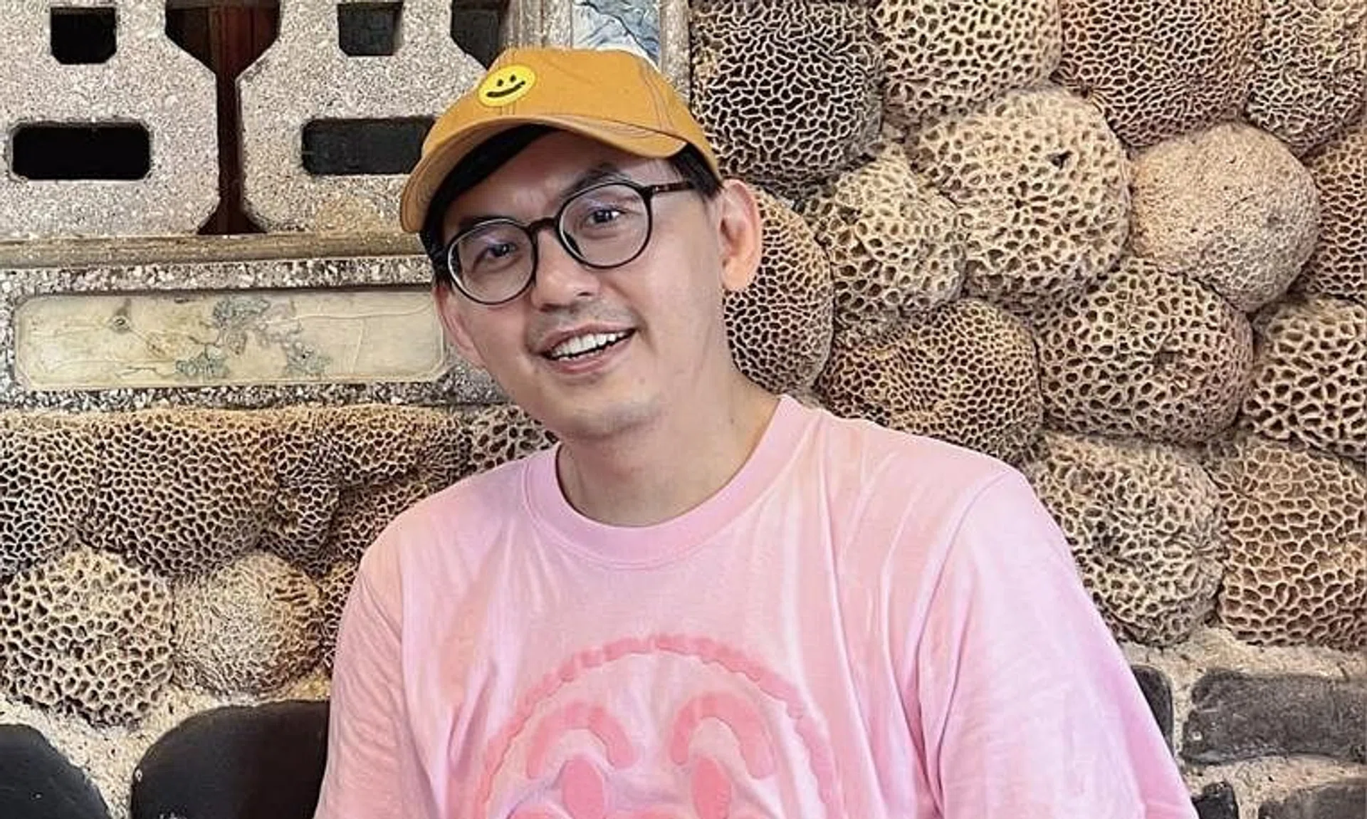 The accusation comes just days after Mickey Huang apologised for possessing pornographic videos of underage girls.