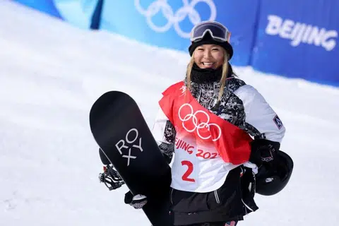 Winter Olympics: US star Chloe Kim scorches to snowboard halfpipe gold again