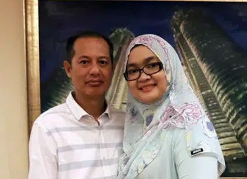 Woman loses father and Singapore hubby in Johor crash