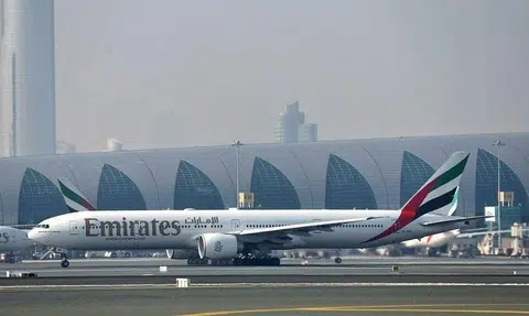 Emirates ordered to pay passenger $11,300 over 'misleading' business class ad